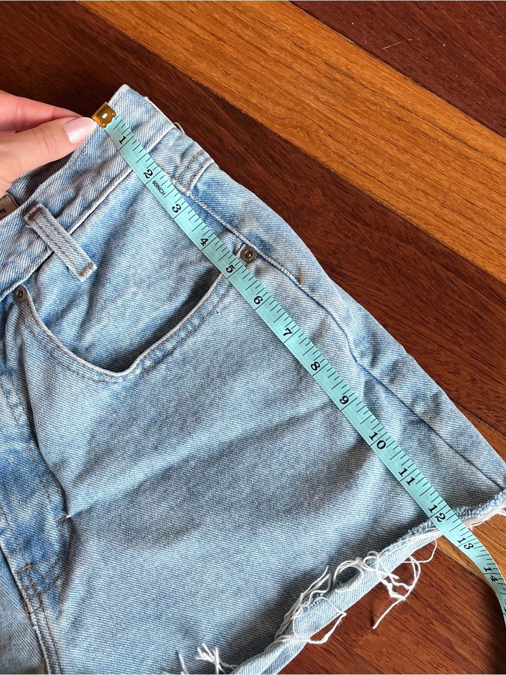 VINTAGE CUT OFF SHORTS - Picture 7 of 7
